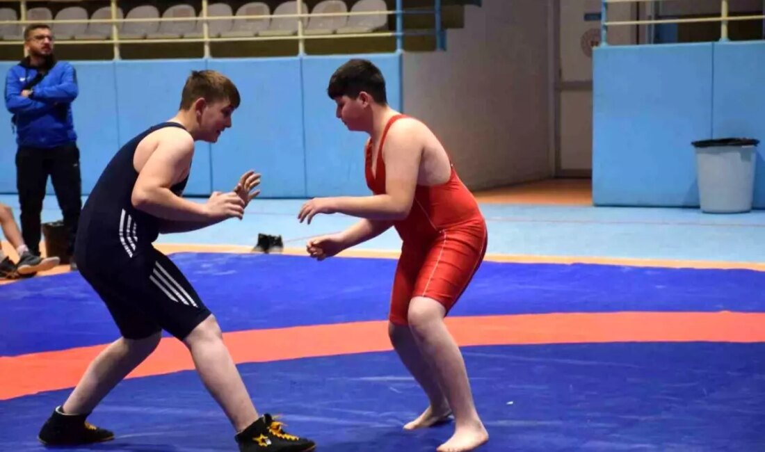 Okul Sporları Yıldız Erkekler Serbest Güreş Müsabakaları'nın sonuçları açıklandı. Genç