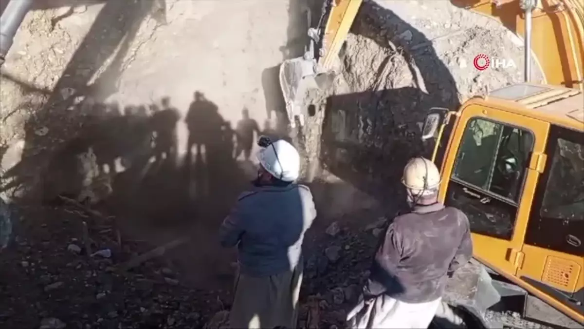 Pakistan'da meydana gelen maden faciasında 12 madencinin cansız bedenine ulaşıldı.