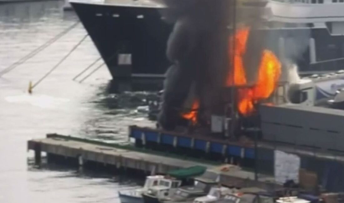Pendik Marina'da çıkan yangın, itfaiye ekiplerinin hızlı müdahalesi ile kontrol