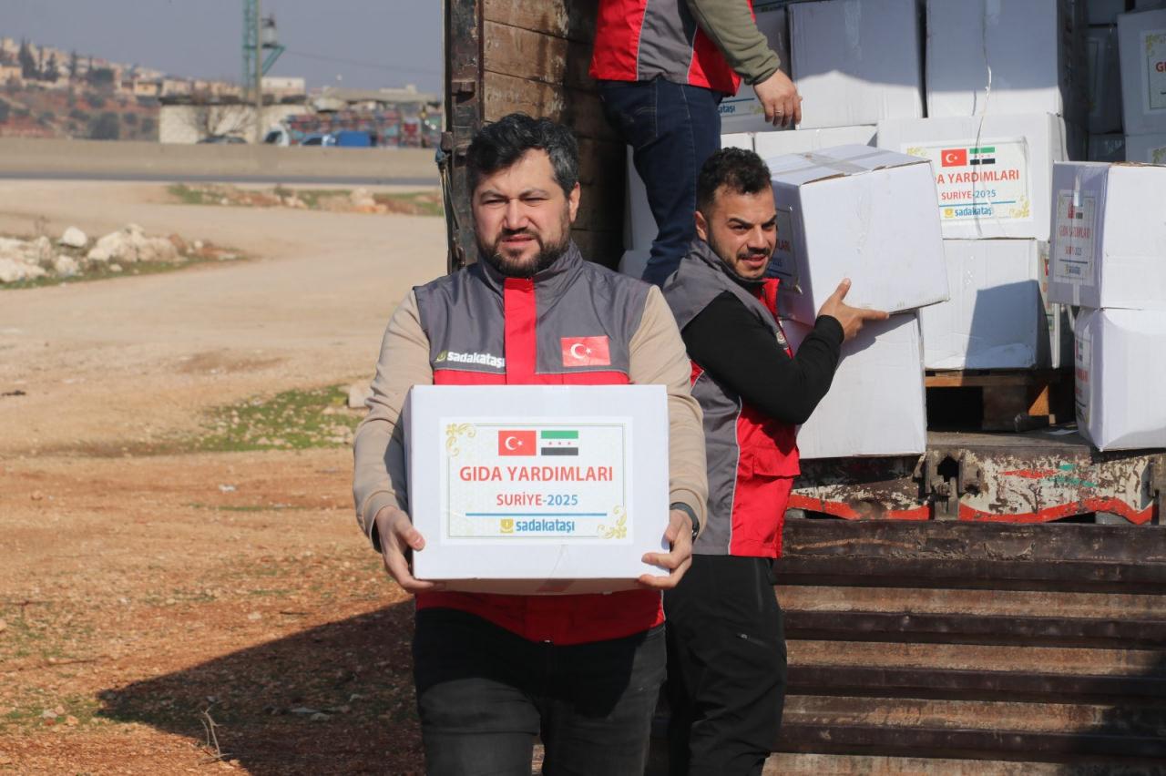 Sadakataşı'ndan Acil Yardım Faaliyetleri
