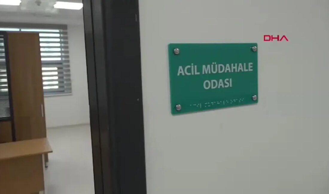 Sağlık Bakanı Kemal Memişoğlu, yeni erişkin arındırma merkezinin açılışını gerçekleştirdi.