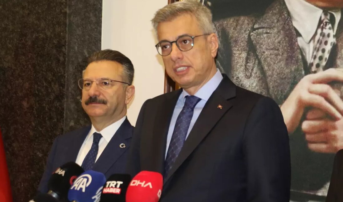 Sağlık Bakanı Kemal Memişoğlu, özel hastaneler için akreditasyon sürecini başlatarak,