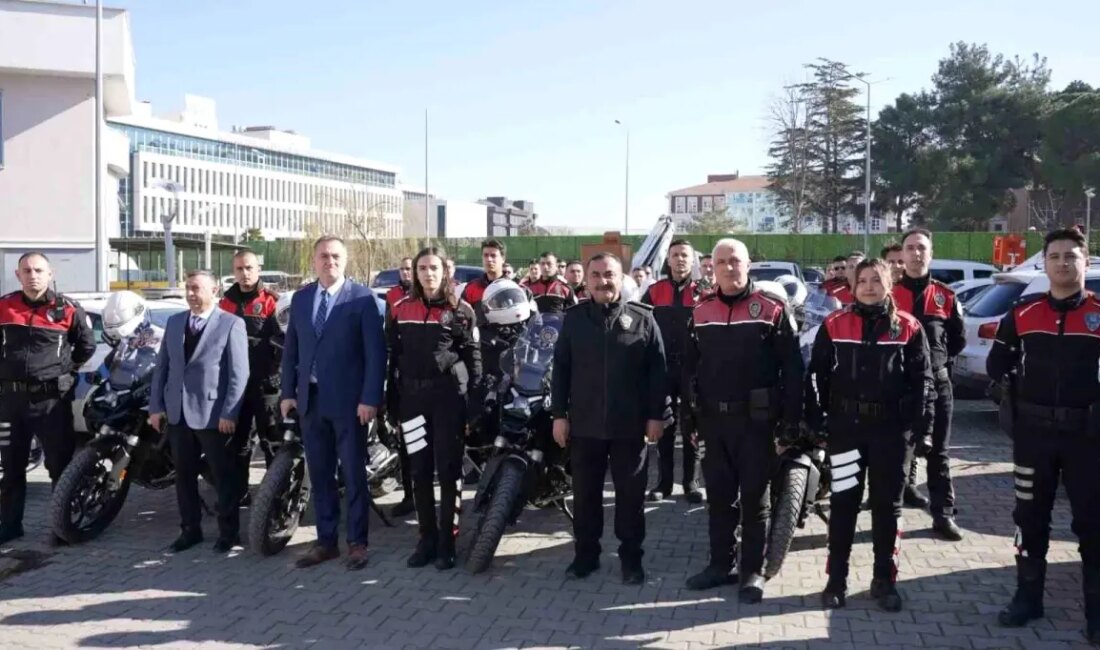 Samsun'da motosikletli yunus polisleri, şehrin güvenliğini artırmak ve asayişi sağlamak