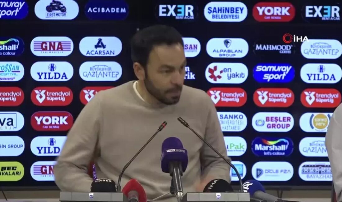 Selçuk İnan, "1 puan azımsanacak bir puan değil" diyerek futbolun
