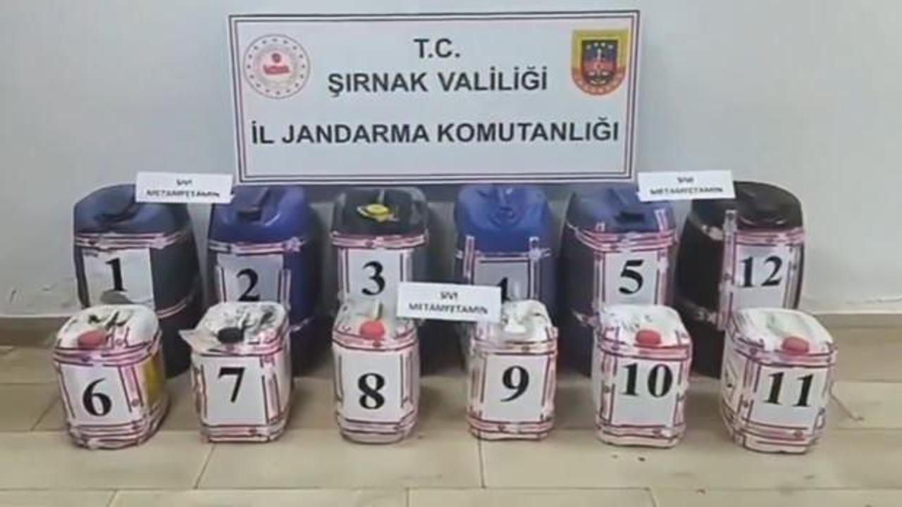 Şırnak'ta düzenlenen Narkokapan-11 Operasyonu'nda, 375 litre sıvı metamfetamin ele geçirildi.