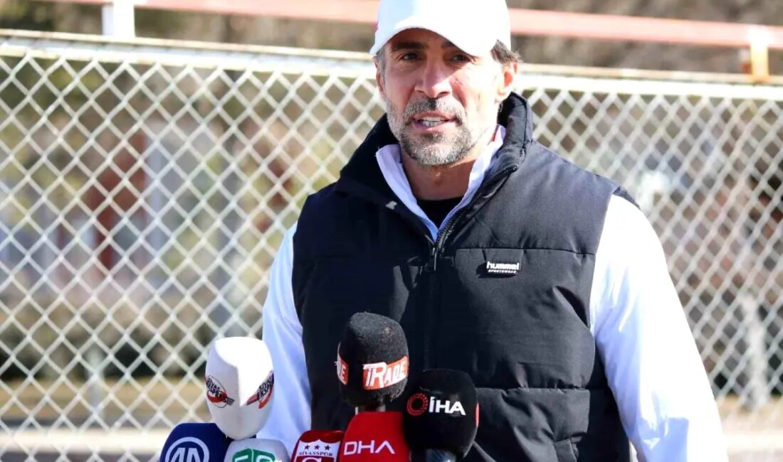 Sivasspor'un transfer çalışmaları ve Eyüpspor maçı hazırlıkları hakkında güncel bilgiler.