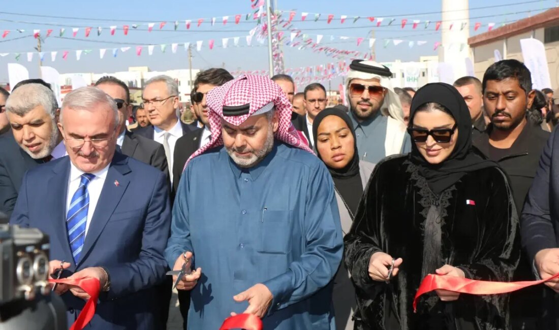 Suriye'nin Azez bölgesinde hayata geçirilen Umut Şehri, savaşın yaralarını sarmak