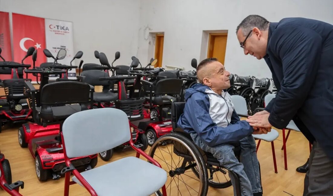 TİKA, Arnavutluk'taki engellilere yönelik önemli bir yardım desteği sağlıyor. Bu
