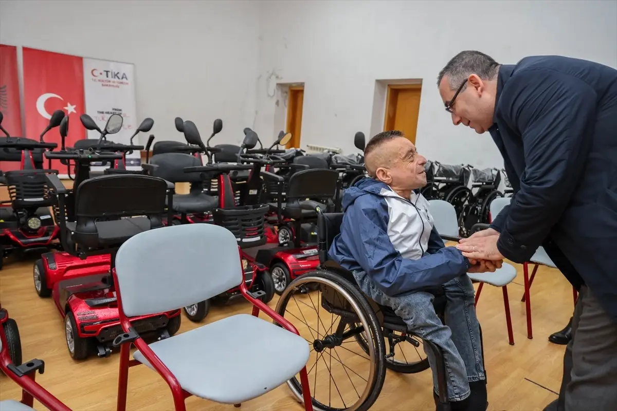 TİKA, Arnavutluk'taki engellilere yönelik önemli bir yardım desteği sağlıyor. Bu