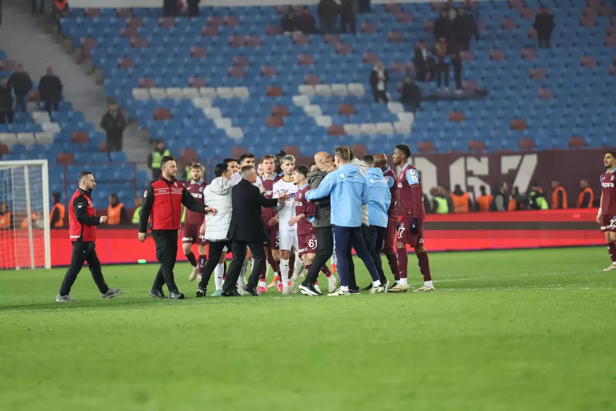 Trabzonspor, Alanyaspor'u 3-0 mağlup ederek önemli bir galibiyet aldı. Maçın
