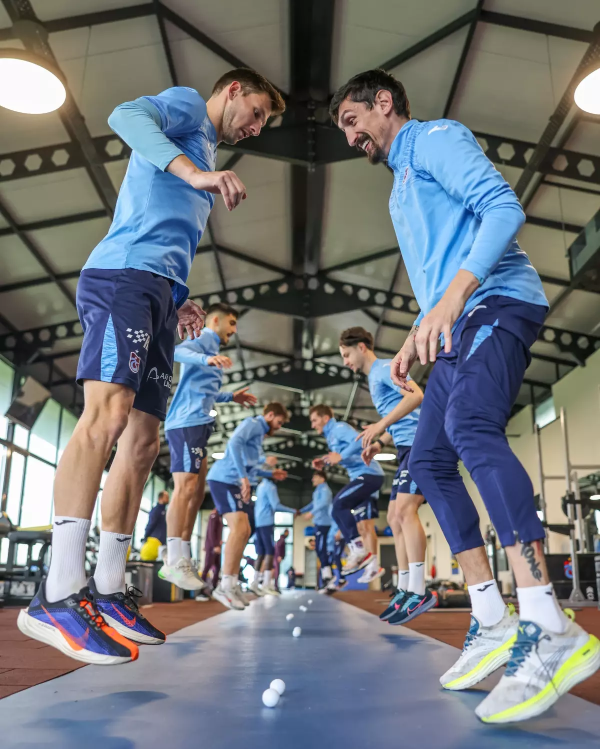 Trabzonspor, Sivasspor ile yapacağı kritik maç için hazırlıklarını sürdürüyor. Takımın