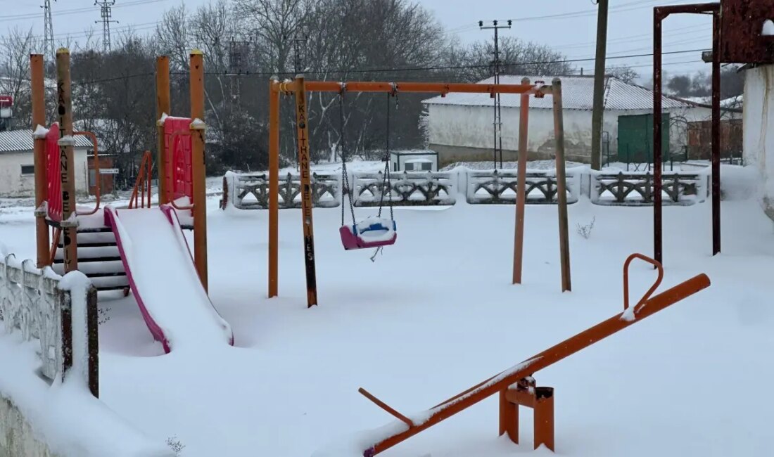 Trakya'da kar yağışı etkisini sürdürüyor. Bölgedeki hava durumu ve kar