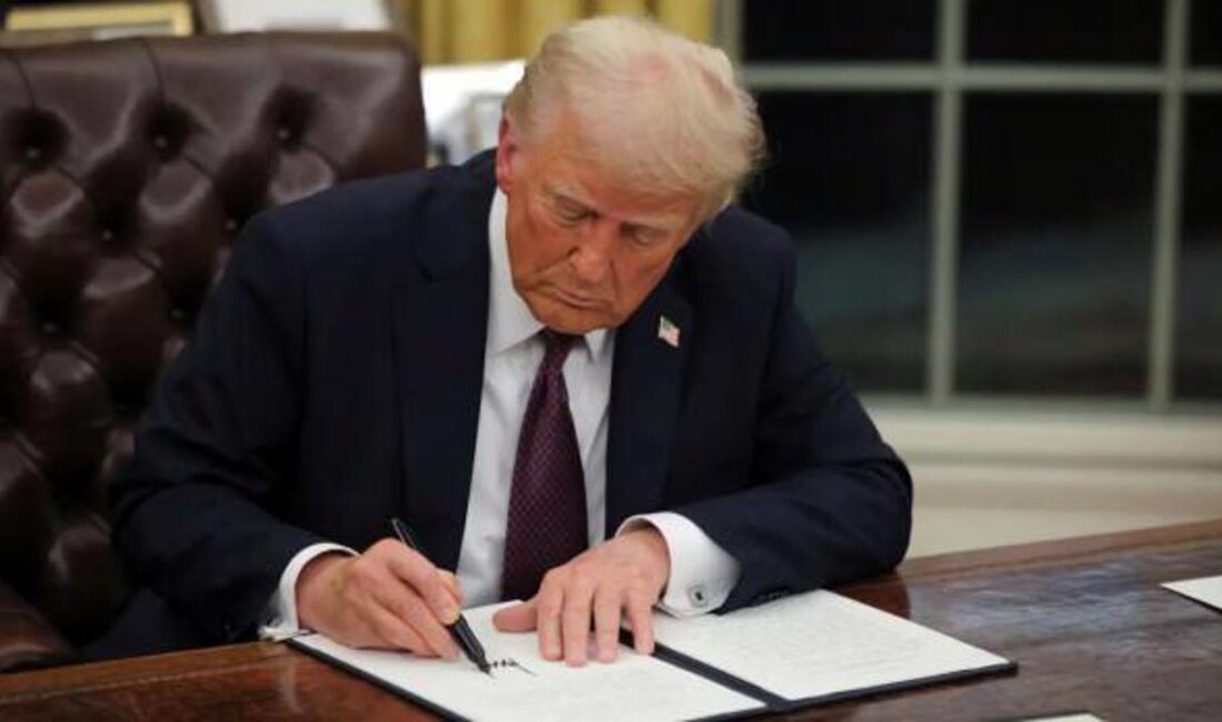 ABD Başkanı Donald Trump, ülkesinin Dünya Sağlık Örgütüne (DSÖ) yeniden