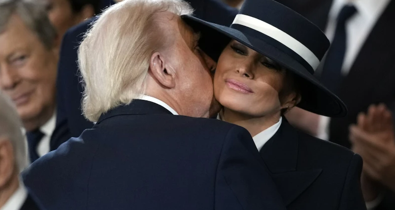 Donald Trump’ın yemin töreninde, Melania Trump sade fakat çarpıcı şapkası