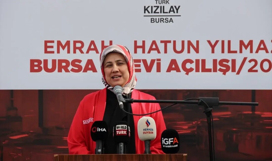 Türk Kızılay Genel Başkanı Fatma Meriç Yılmaz, Emrah-Hatun Yılmaz Aşevi'nin