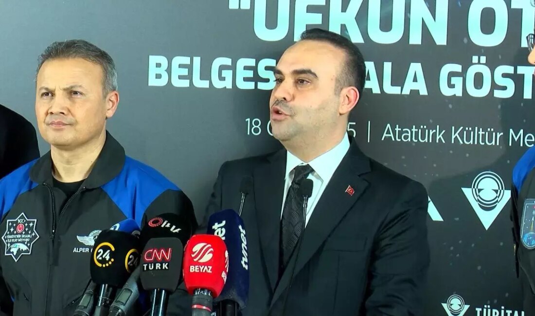 Türkiye'nin ilk insanlı uzay görevi 'Ufkun Ötesinde' belgeseli gala gösterimi