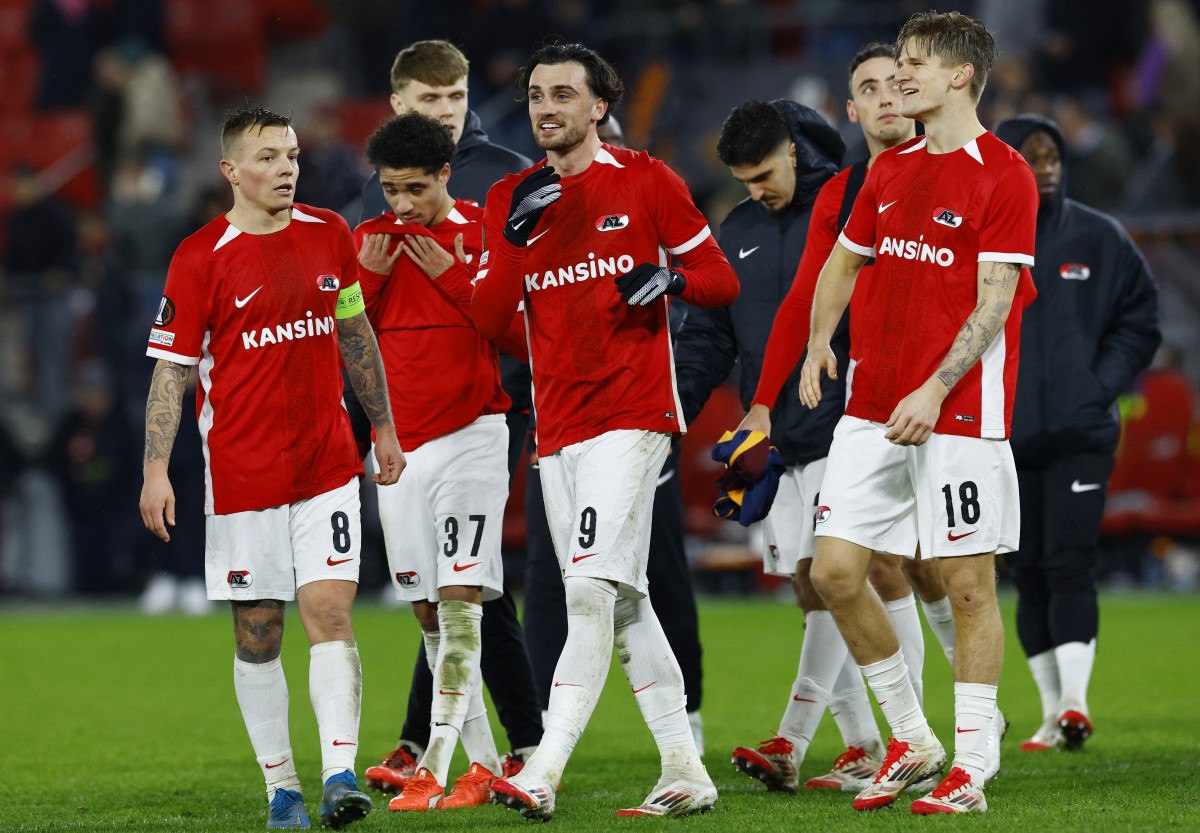 UEFA Avrupa Ligi'nde Kura Çekimleri: Galatasaray AZ Alkmaar ile, Fenerbahçe Anderlecht ile Eşleşti