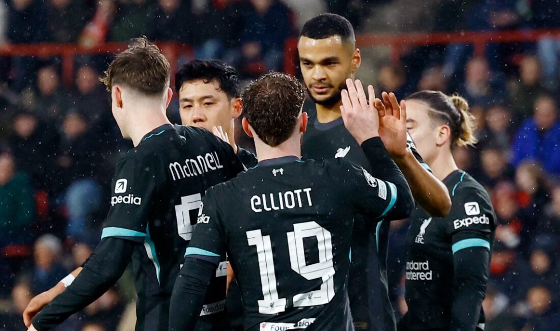 UEFA Şampiyonlar Ligi'nde 8. hafta sonuçlarıyla birlikte, son 16 tura