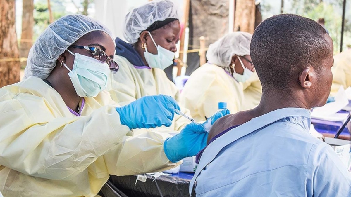 Uganda'da yeniden ortaya çıkan Ebola salgını endişe verici boyutlara ulaştı.