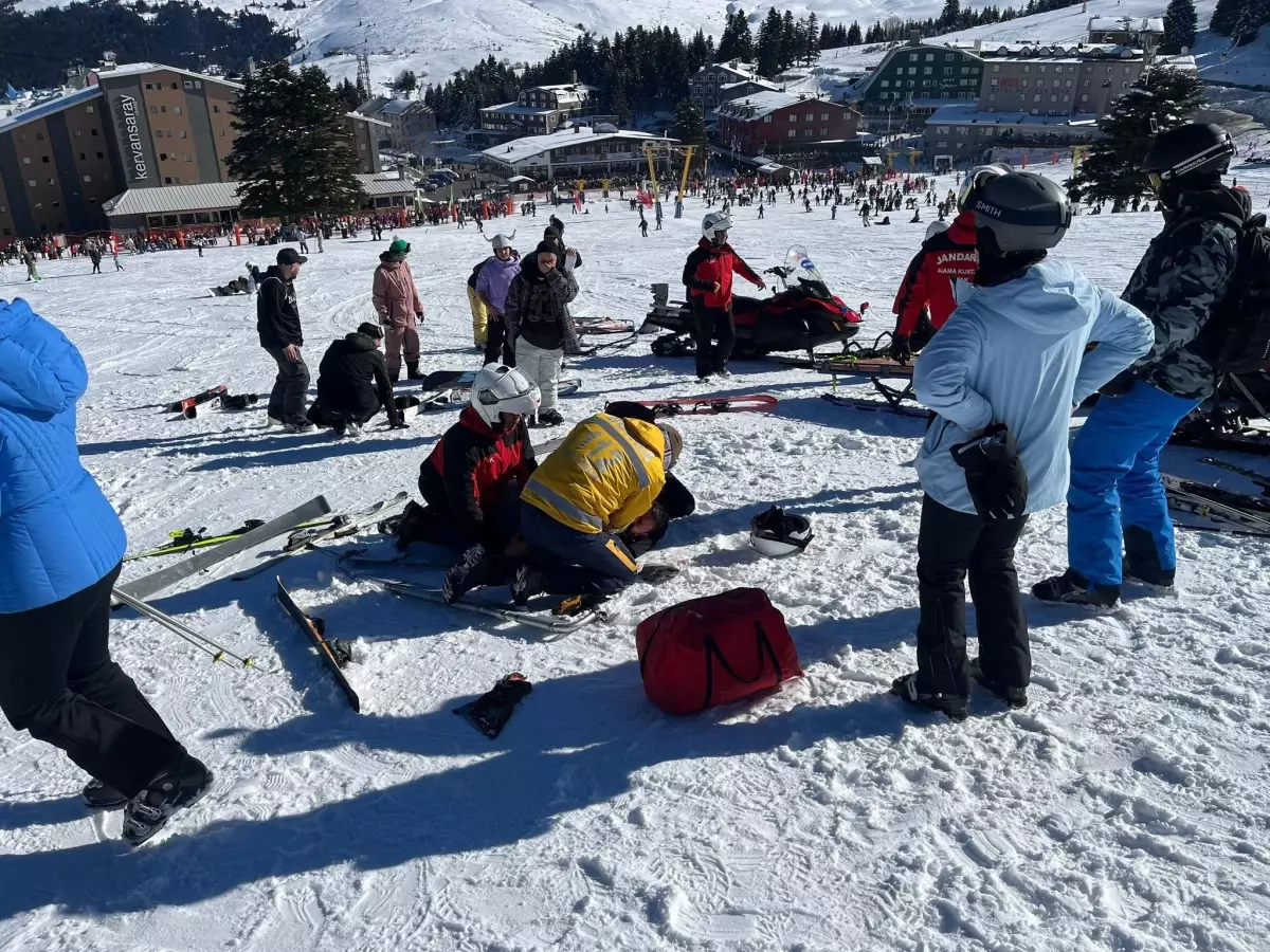 Uludağ'da meydana gelen kayak kazasında iki kişi yaralandı. Olayın detayları,