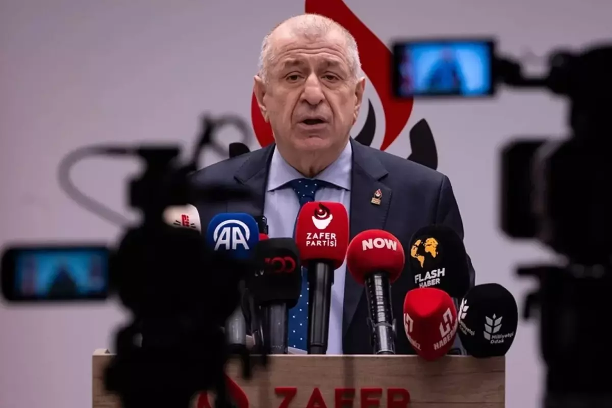 Ümit Özdağ'ın tutuklanmasının ardındaki detaylar ve avukatının yaptığı açıklamalar, siyasi