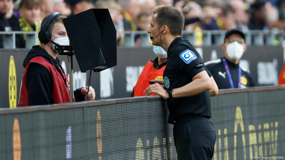 Alman 1. ve 2. Bundesliga maçlarındaki VAR kararları gerekçeleri ile
