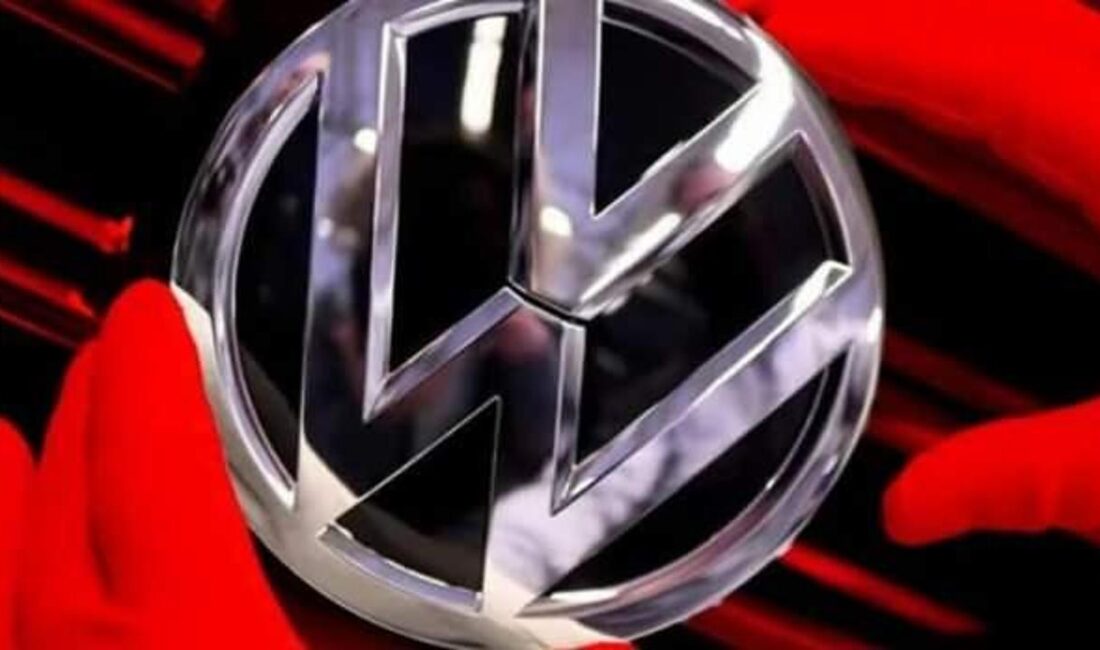 Volkswagen CEO'su Oliver Blume, şirketin gelecek yatırımları ve üretim stratejileri