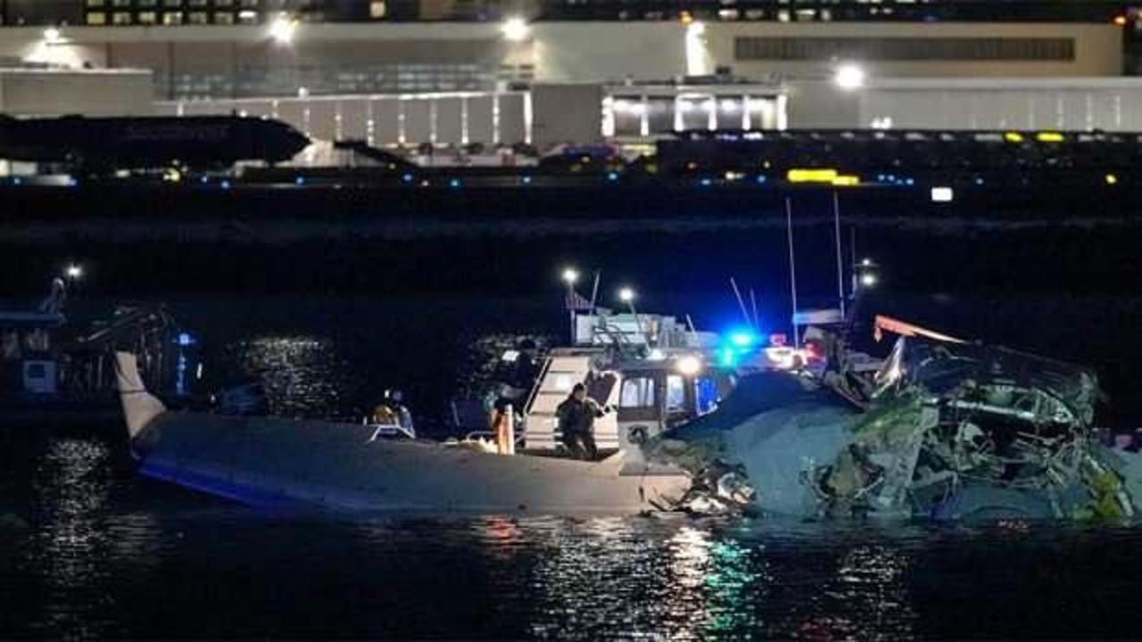Washington'da meydana gelen trajik kazada bir askeri helikopter ile yolcu