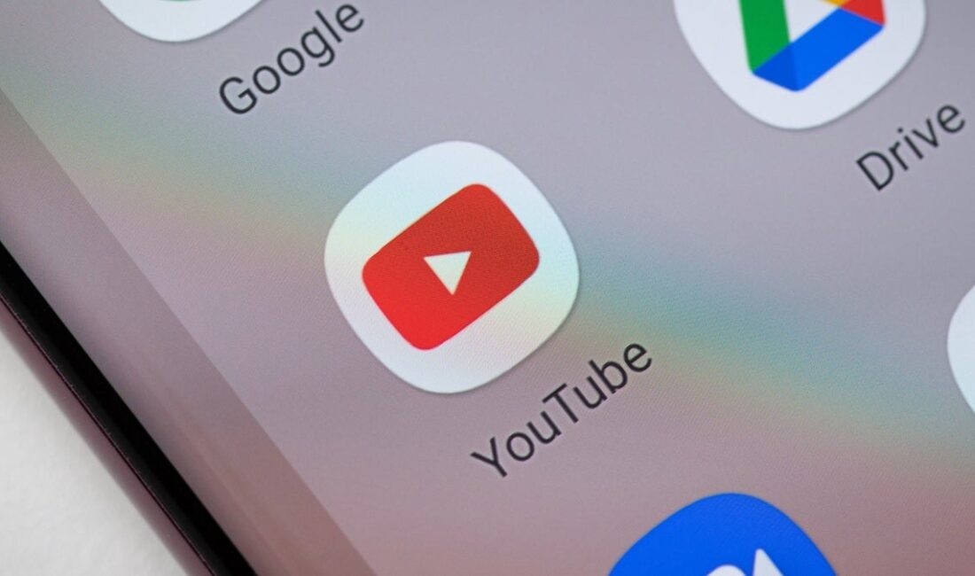 YouTube'un agresif reklam stratejileri, kullanıcı deneyimini nasıl etkiliyor? Bu içerikte,