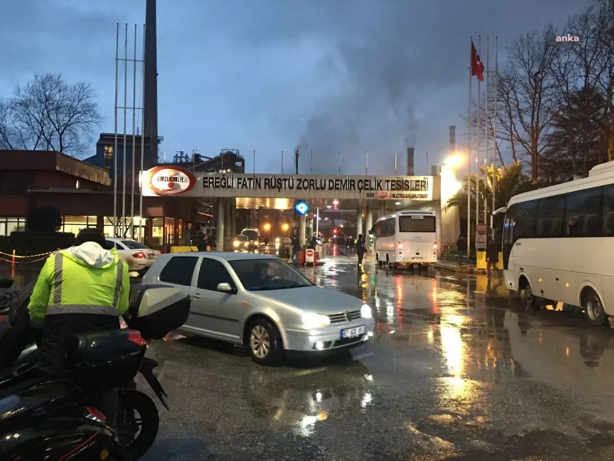 Zonguldak'ta Erdemir işçileri, haklarını aramak için bir araya geliyor. İşçi