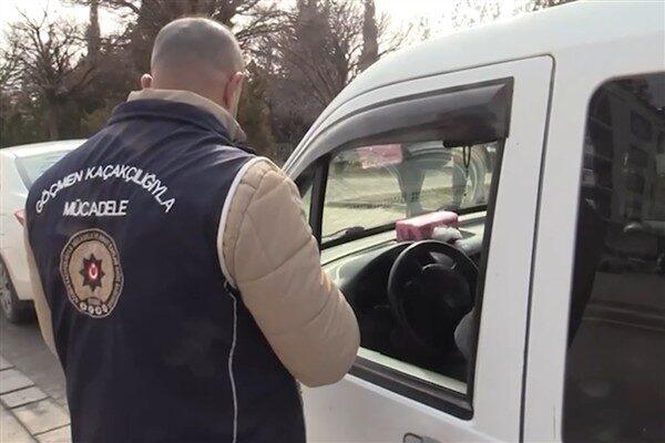 İçişleri Bakanı Yerlikaya, 27 büyükşehirde eş zamanlı düzenlenen denetimlerde 96