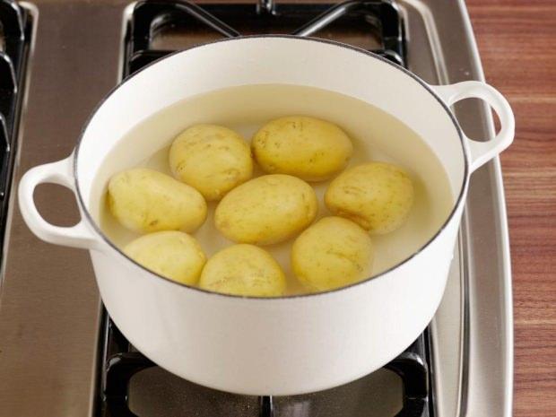 3 Günde 5 Kilo Verdiren Haşlanmış Patates Diyeti
