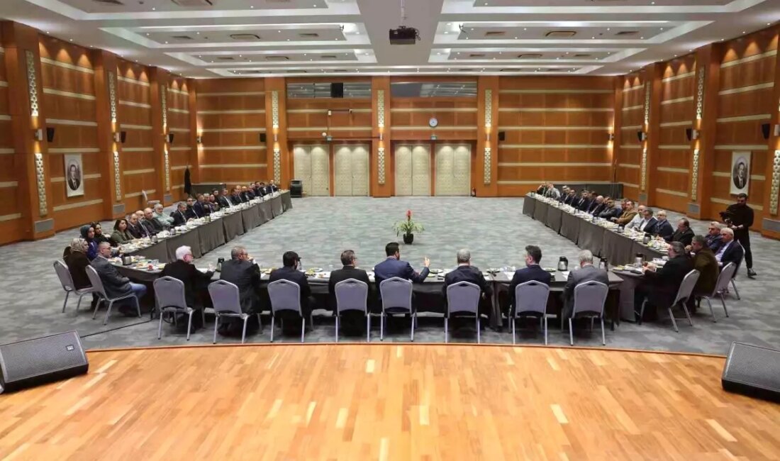 AK Parti İstanbul Vilayet Lideri Abdullah Özdemir, medya kuruluşları yöneticileriyle