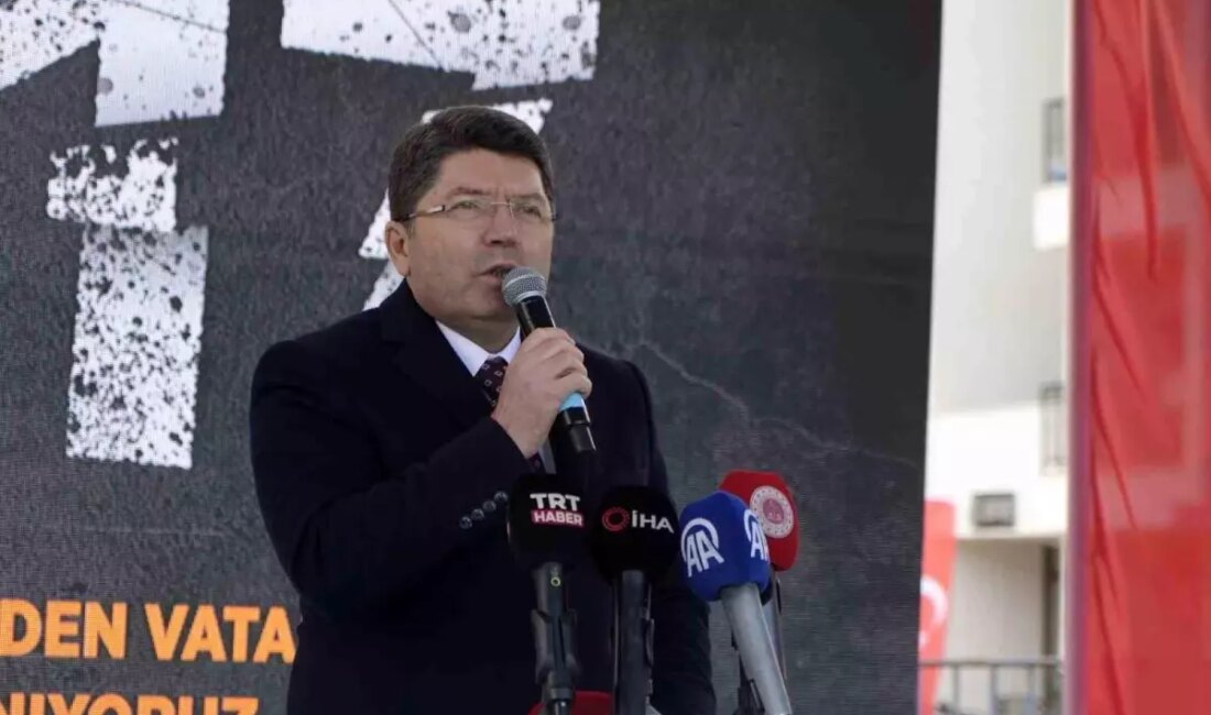 Adalet Bakanı Yılmaz Tunç, Gaziantep'te depremin ikinci yıldönümünde düzenlenen anma