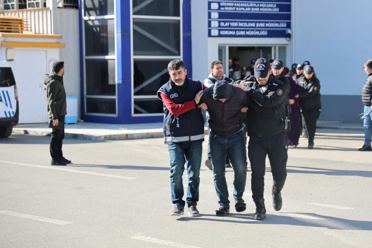 Adana'da Göçmen Kaçakçılığı Operasyonu