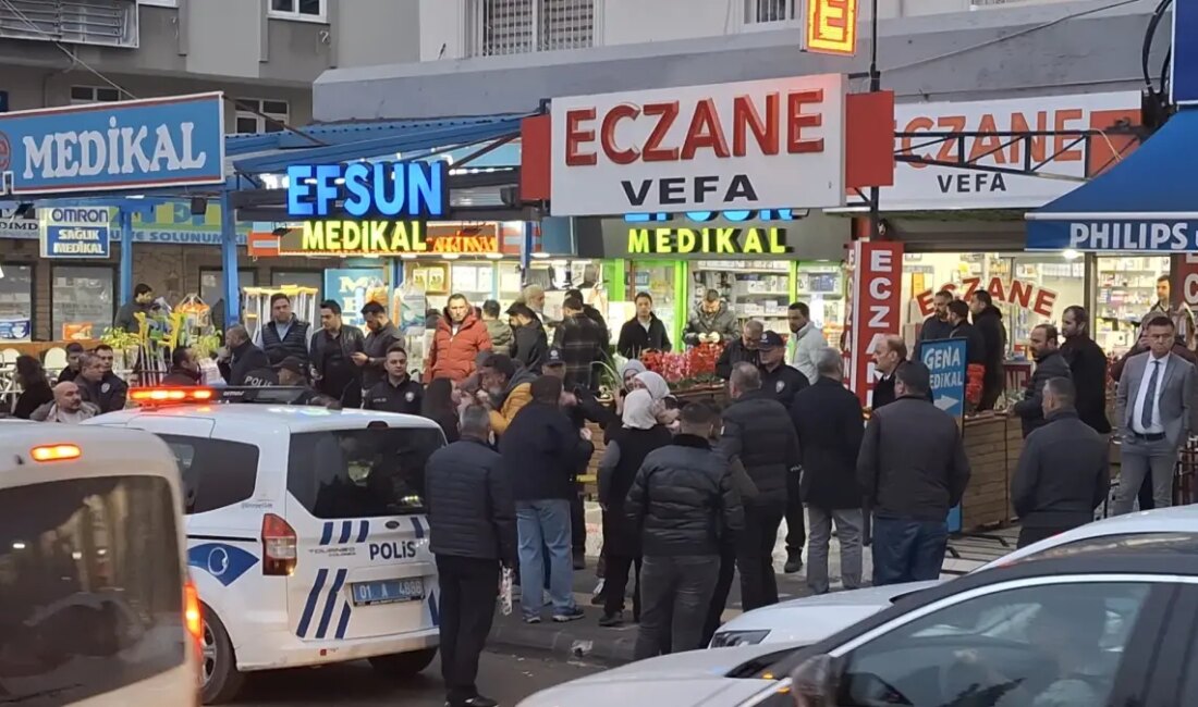 Adana'da gerçekleşen silahlı saldırıda üç kişi hayatını kaybetti. Olayın detayları,