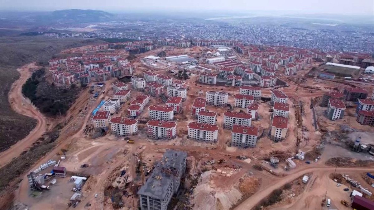 Adıyaman'da Deprem Sonrası Konut İnşaatı Hızla Devam Ediyor