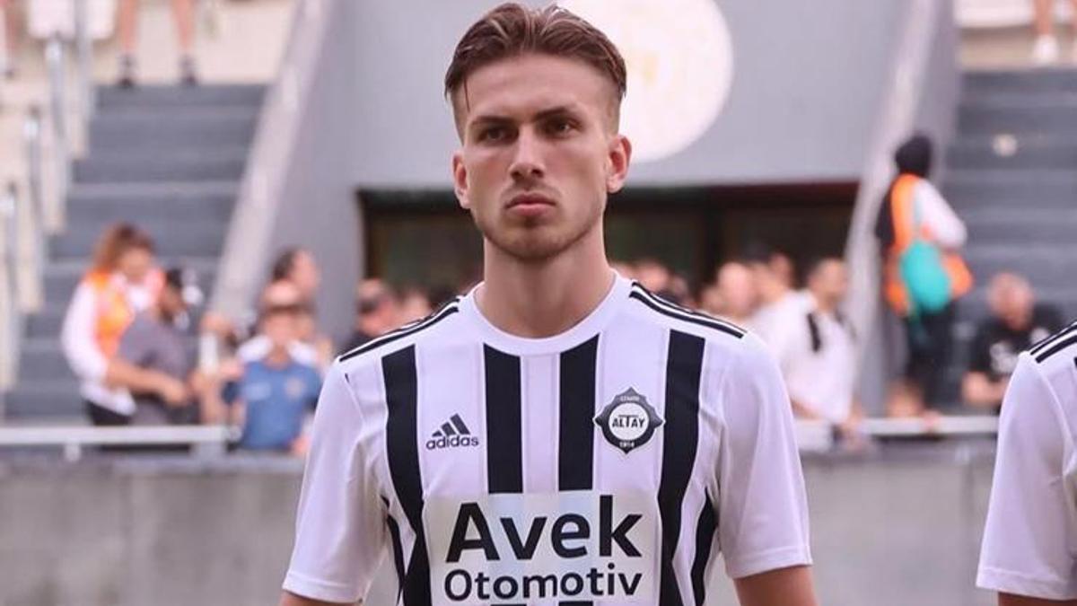 Ahlatcı Çorum FK, genç yetenek Enes Yetkin'i transfer ederek Çayelispor'a