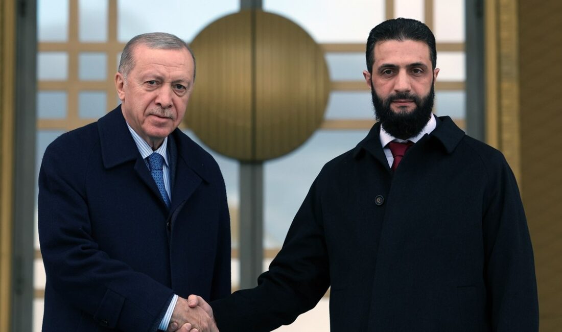 Ahmed Şara'nın Türkiye ziyareti, Suriye halkının beklentilerini şekillendiriyor. Bu içerikte,