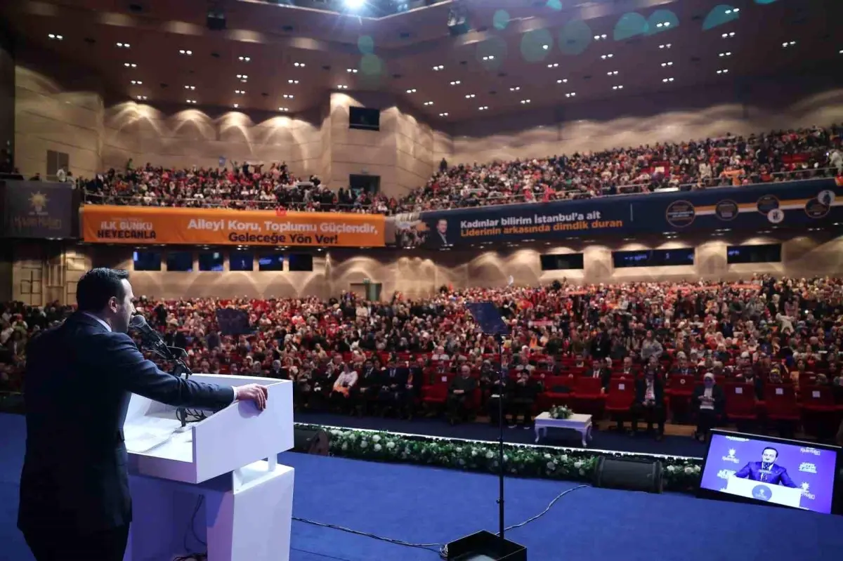 AK Parti İstanbul Kadın Kolları 8. Olağan Kongresi'nde kadınların siyasetteki