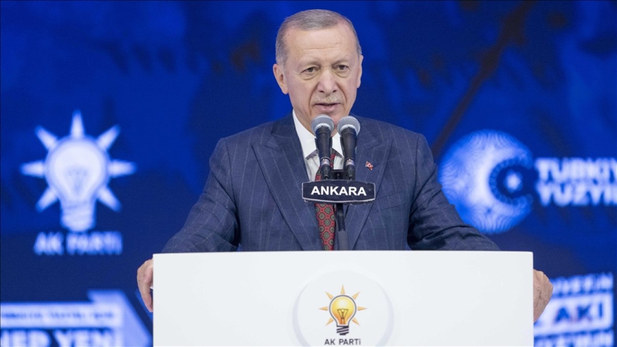 AK Parti'nin kongre hazırlıkları hızlanırken, yeni sloganlar ve stratejiler de