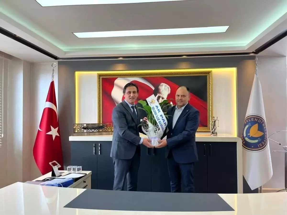 AK Parti Selendi İlçe Teşkilatı Yine Refah Partisinden istifa ederek
