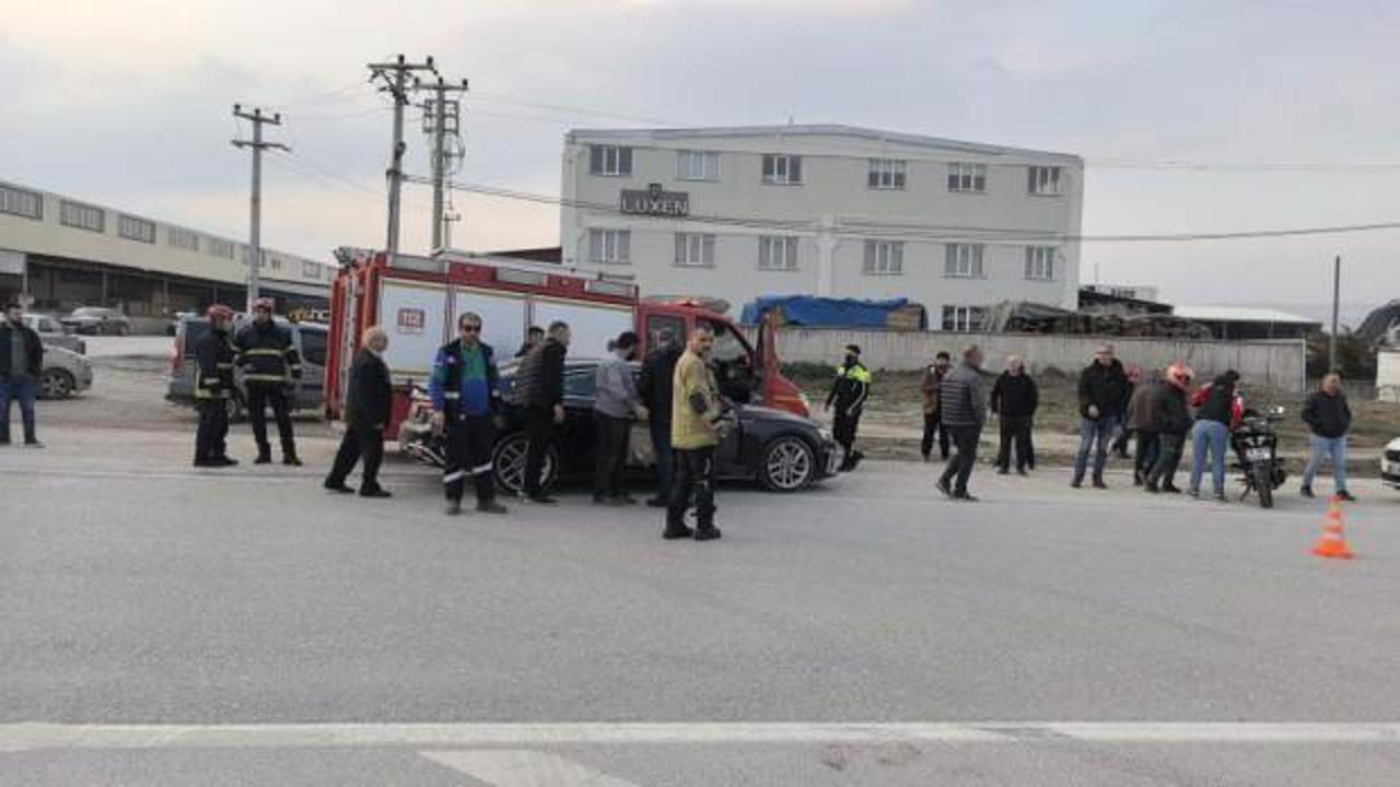 Kaza, saat 17.00 sıralarında Akhisar Mahallesi Karalar Yolu Caddesi'nde meydana