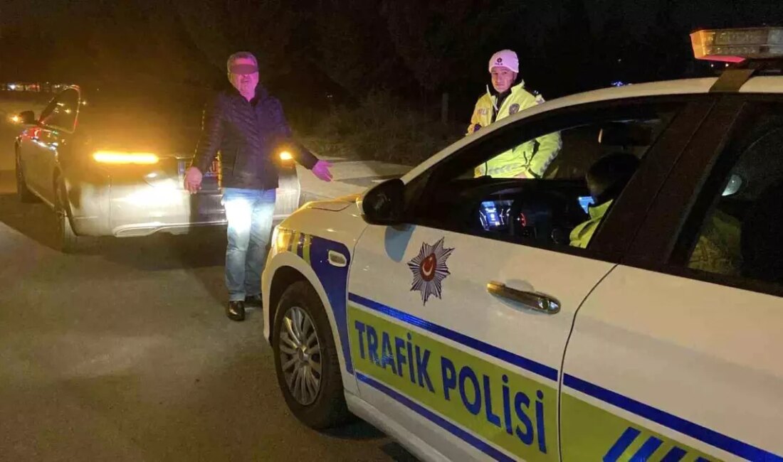 Aksaray'da ters yolda yakalanan sürücünün ilginç açıklamaları dikkat çekti. Olayın