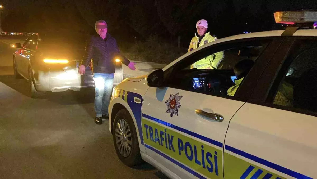 Aksaray'da ters yolda yakalanan sürücünün ilginç açıklamaları dikkat çekti. Olayın