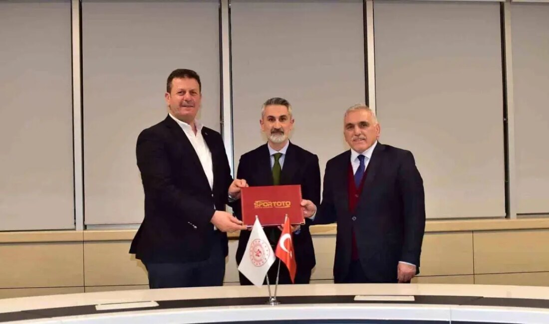 Akyazı'da Gençlik ve Spor Bakanlığı'nın takviyeleriyle 4 mahallede yapılacak olan