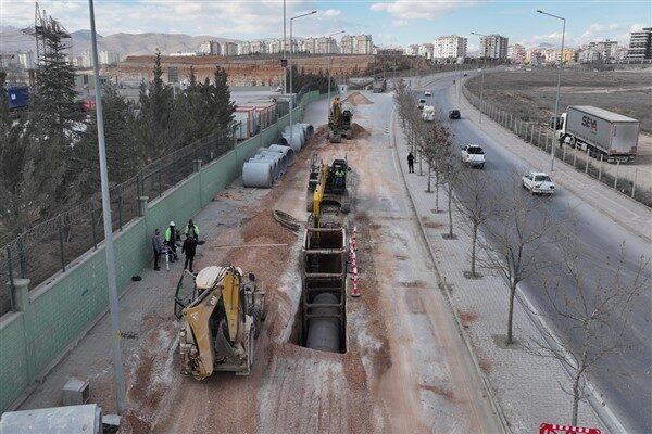 Başkan Altay, 6.7 kilometre uzunluğunda gerçekleştirilecek çalışma kapsamında bir kilometrenin
