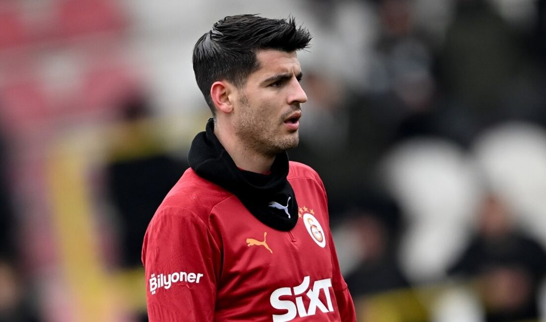 Alvaro Morata, Galatasaray formasıyla sahaya çıkarak ilk golünü attı. İspanyol