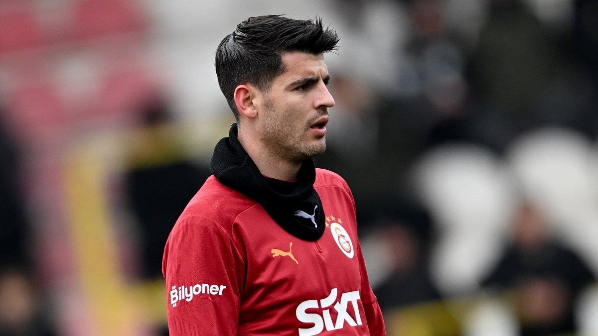 Alvaro Morata, Galatasaray formasıyla sahaya çıkarak ilk golünü attı. İspanyol