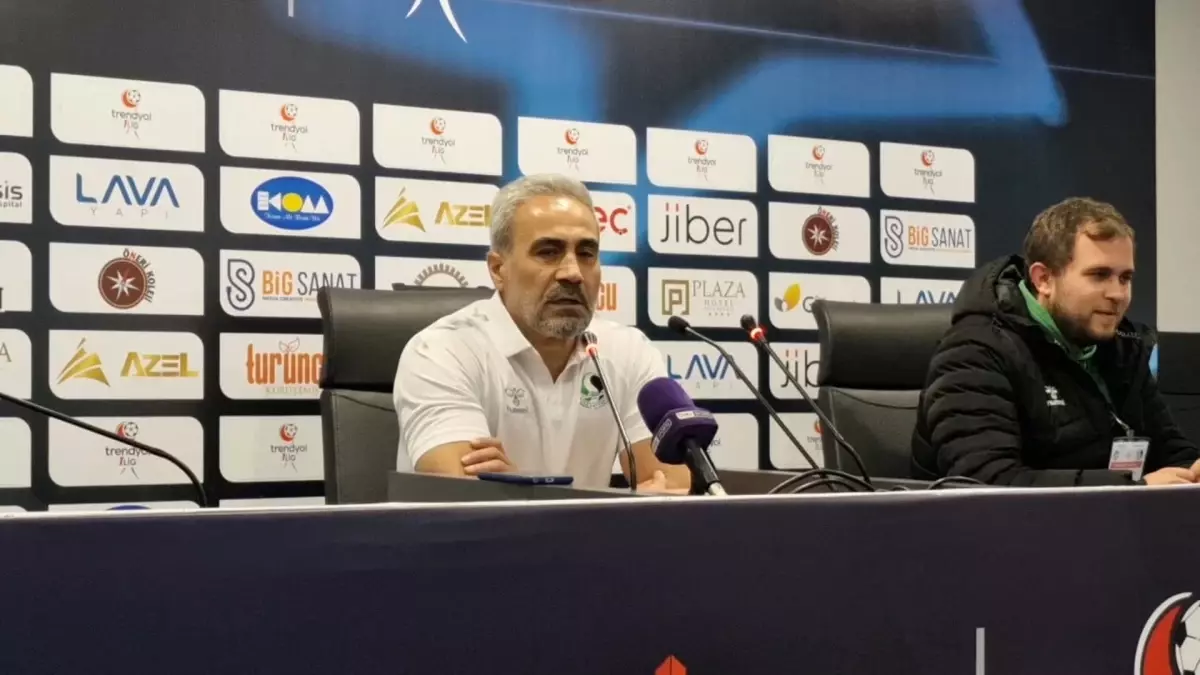 Amed Sportif Faaliyetler ile Sakaryaspor maçı sonrası teknik direktörlerin değerlendirmelerini